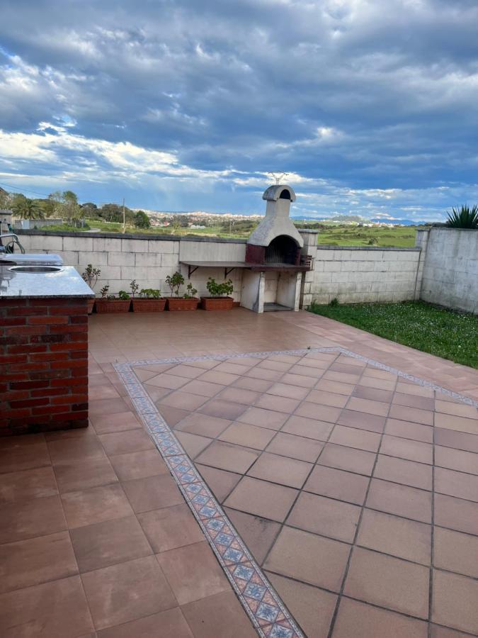 Апартаменти Liencres Tranquilo Con Piscina Comunitaria Екстер'єр фото